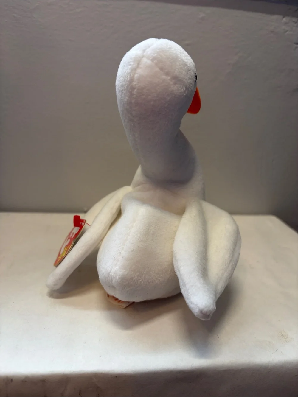 NWT Ty Gracie the Swan Beanie Baby Plush with Orange Beak & Feet